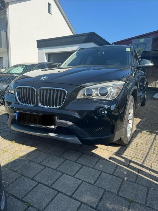 Schwarz Gebraucht 2013 BMW X1 SUV | 9.500 € (Fairer Preis) - Bild 1/4