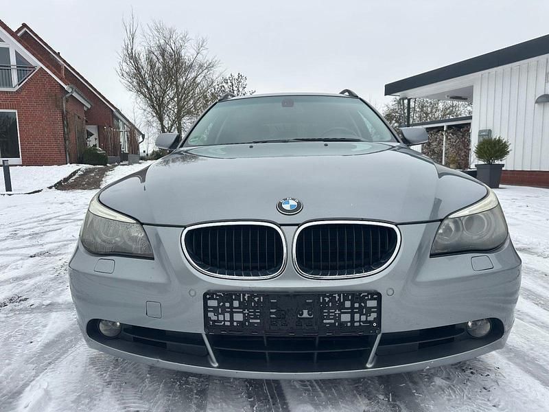Grau Gebraucht 2004 BMW 525 Kombi | 2.900 € (Guter Preis) - Bild 1/4