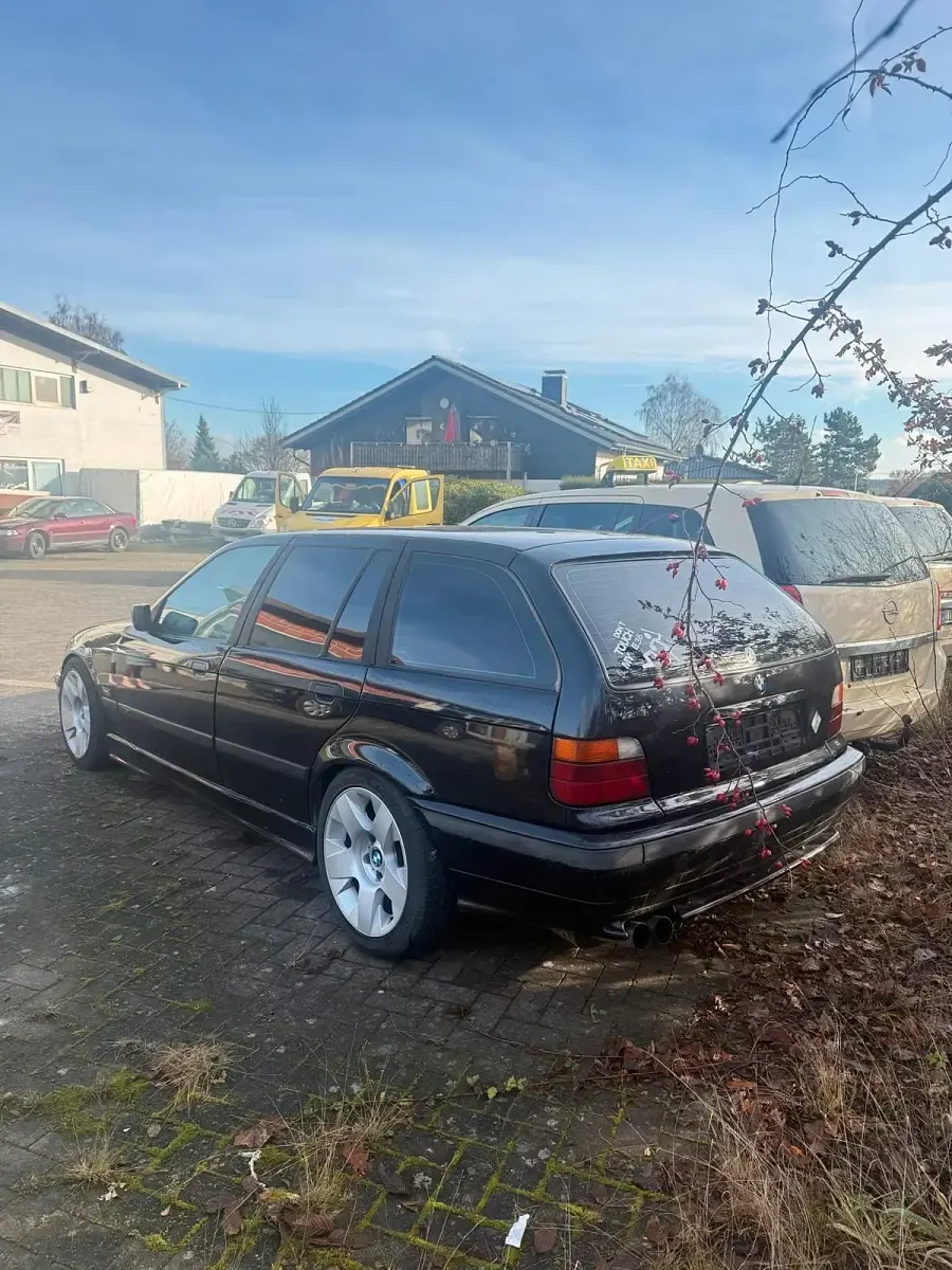 Gebraucht BMW 328 193 PS (141 kW) 1995 Kombi