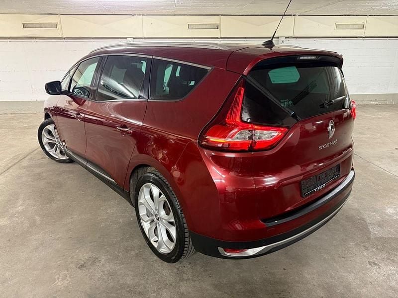 Gebraucht Renault Grand Scénic IV Experience 116 PS (85 kW) 2017 Rot Van / Kleinbus