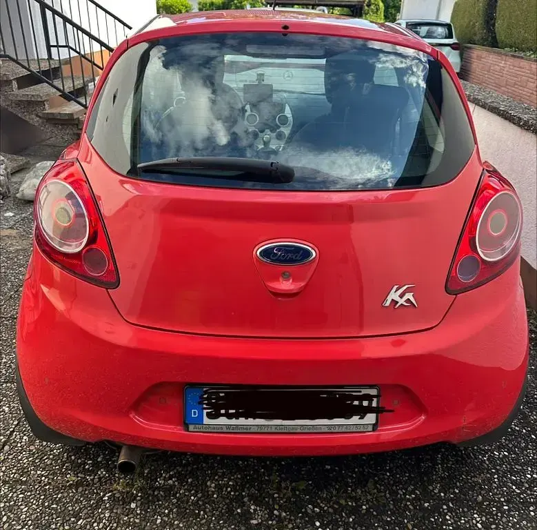 Gebraucht Ford Ka Trend 69 PS (50 kW) 2012 Rot Kleinwagen