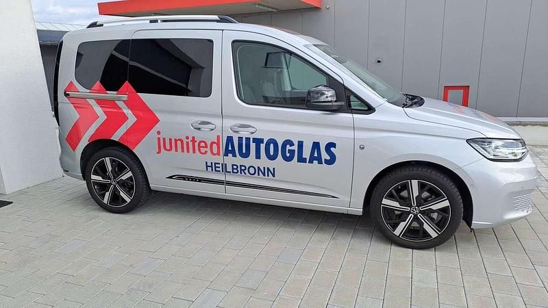Gebraucht VW Caddy Move 122 PS (89 kW) 2021 Grau Van / Kleinbus