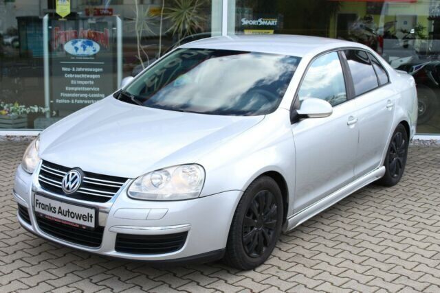 Gebraucht VW Jetta Trendline 102 PS (75 kW) 2007 Grau metallic Limousine