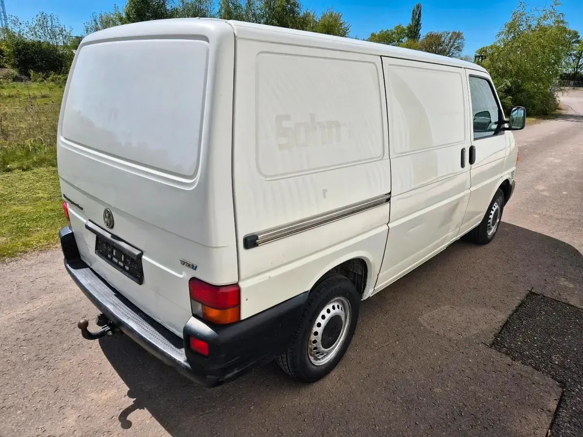 Second-hand VW Transporter 88 CP (64 kW) 2002 Alb Van