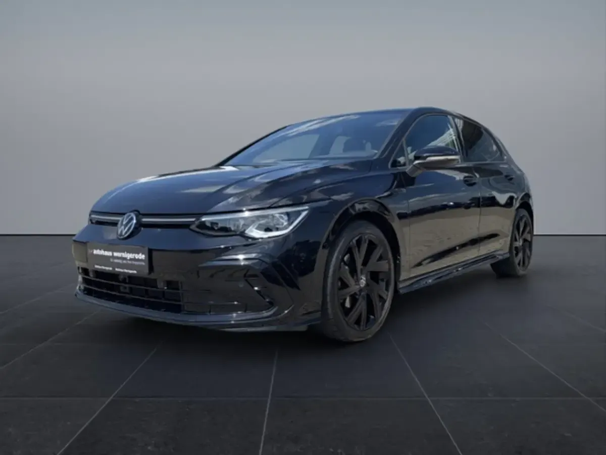 Gebraucht VW Golf VIII R-line 150 PS (110 kW) 2024 Limousine