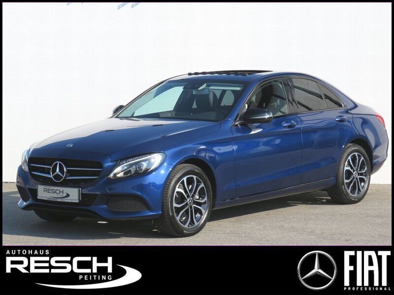Blau Gebraucht 2018 Mercedes C200 Avantgarde Limousine | 22.490 € (Guter Preis) - Bild 1/4
