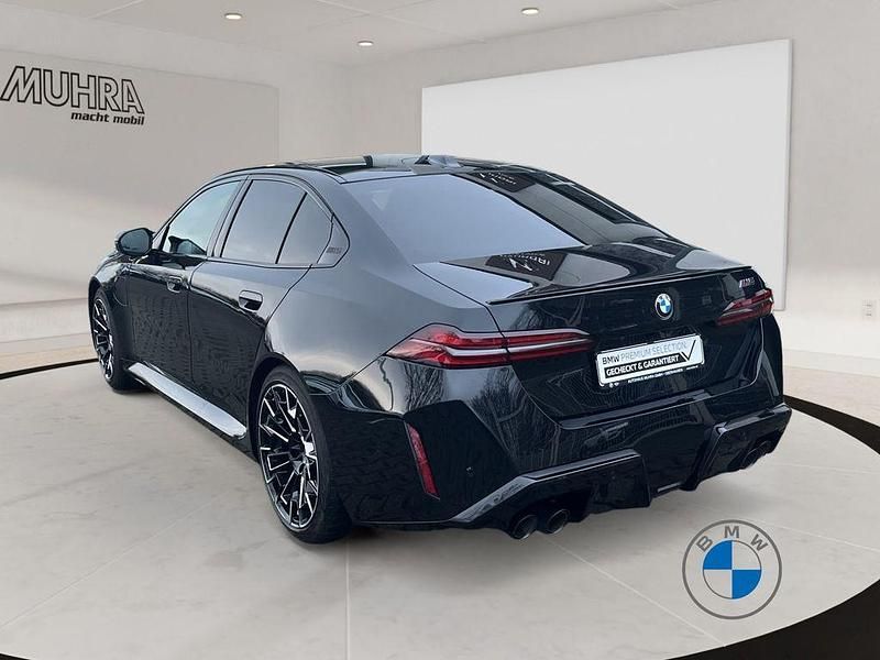 Gebraucht BMW M5 Performance 727 PS (534 kW) 2024 Sonderlackierung "pianolack sc Limousine