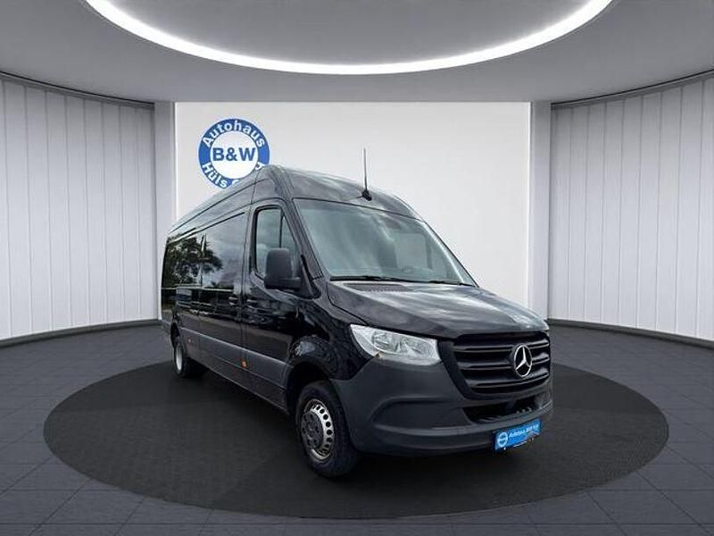 Schwarz Gebraucht 2020 Mercedes Sprinter Van | 29.999 € (Fairer Preis) - Bild 1/4