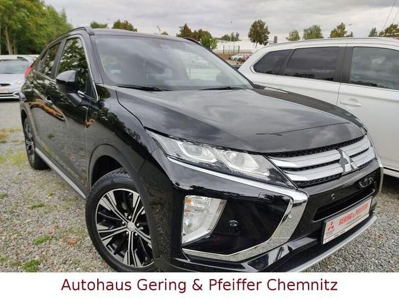 Schwarz Gebraucht 2018 Mitsubishi Eclipse Cross Edition SUV | 15.390 € (Fairer Preis) - Bild 1/4