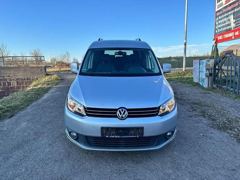Gebraucht VW Caddy Comfortline 102 PS (75 kW) 2015 Silber Van / Kleinbus