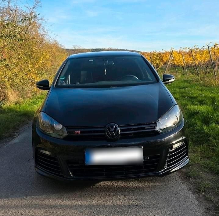 Second-hand VW Golf 270 CP (198 kW) 2013 Negru Coupe
