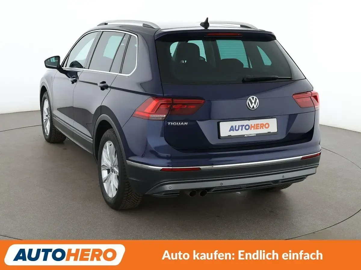 Gebraucht VW Tiguan Highline 150 PS (110 kW) 2020 Atlantic blue SUV