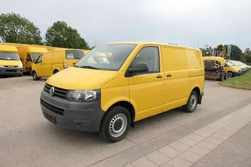 Gebraucht VW T5 84 PS (61 kW) 2011 Ginstergelb r1032 Van