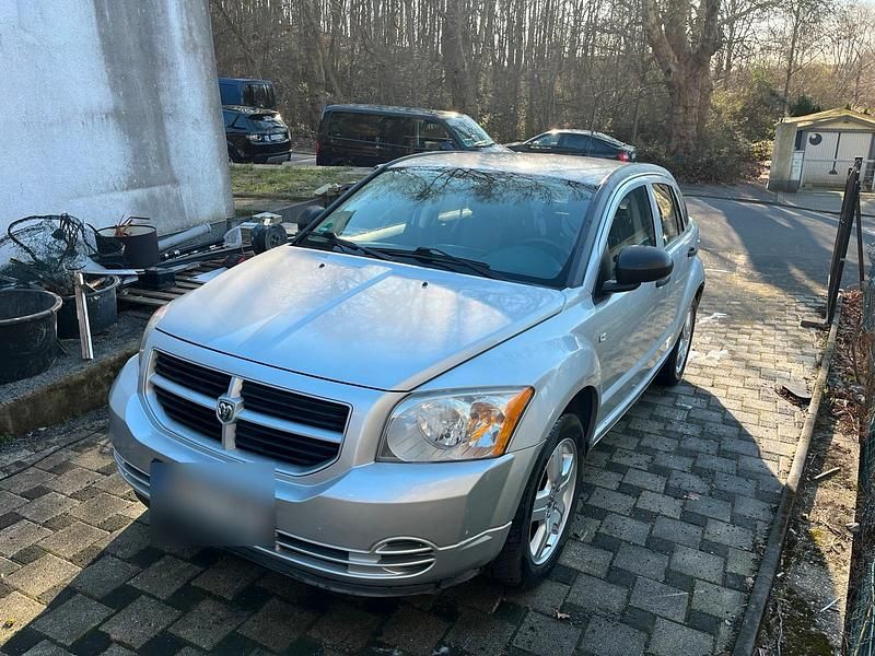 Gebraucht Dodge Caliber 150 PS (110 kW) 2010 Grau Kleinwagen