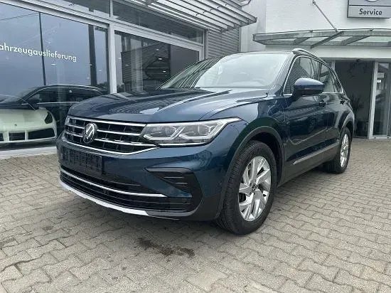Gebraucht VW Tiguan 245 PS (180 kW) 2022 Blau SUV