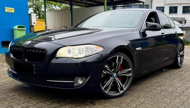 Schwarz Gebraucht 2011 BMW 530 Limousine | 7.700 € (Superpreis) - Bild 1/4