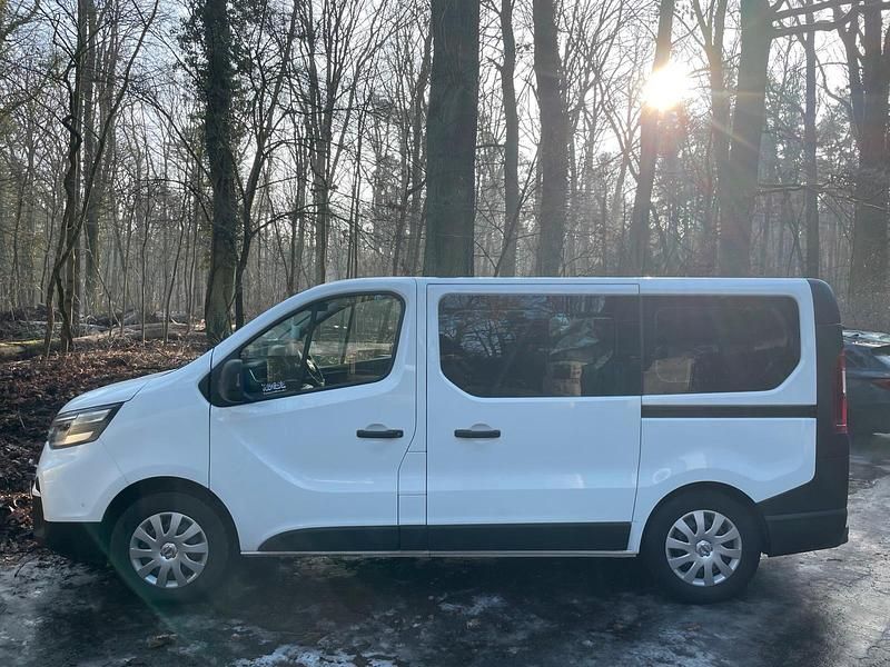 Gebraucht Nissan Primastar 170 PS (125 kW) 2024 Weiß Van / Kleinbus