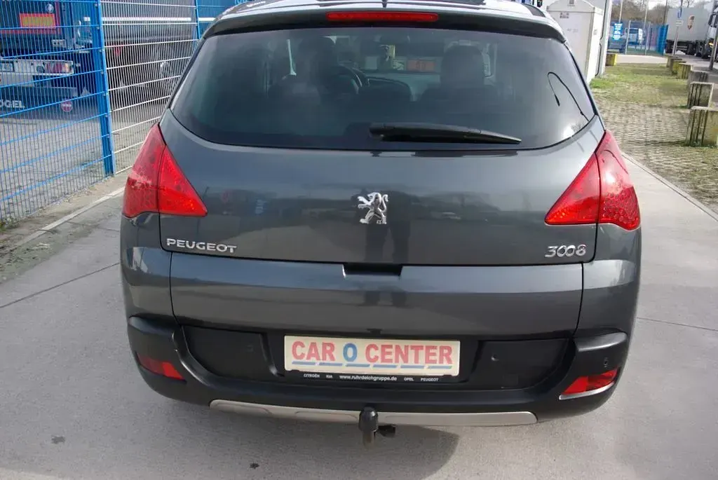 Gebraucht Peugeot 3008 Allure 156 PS (114 kW) 2013 Gris shark (metallic) Kombi