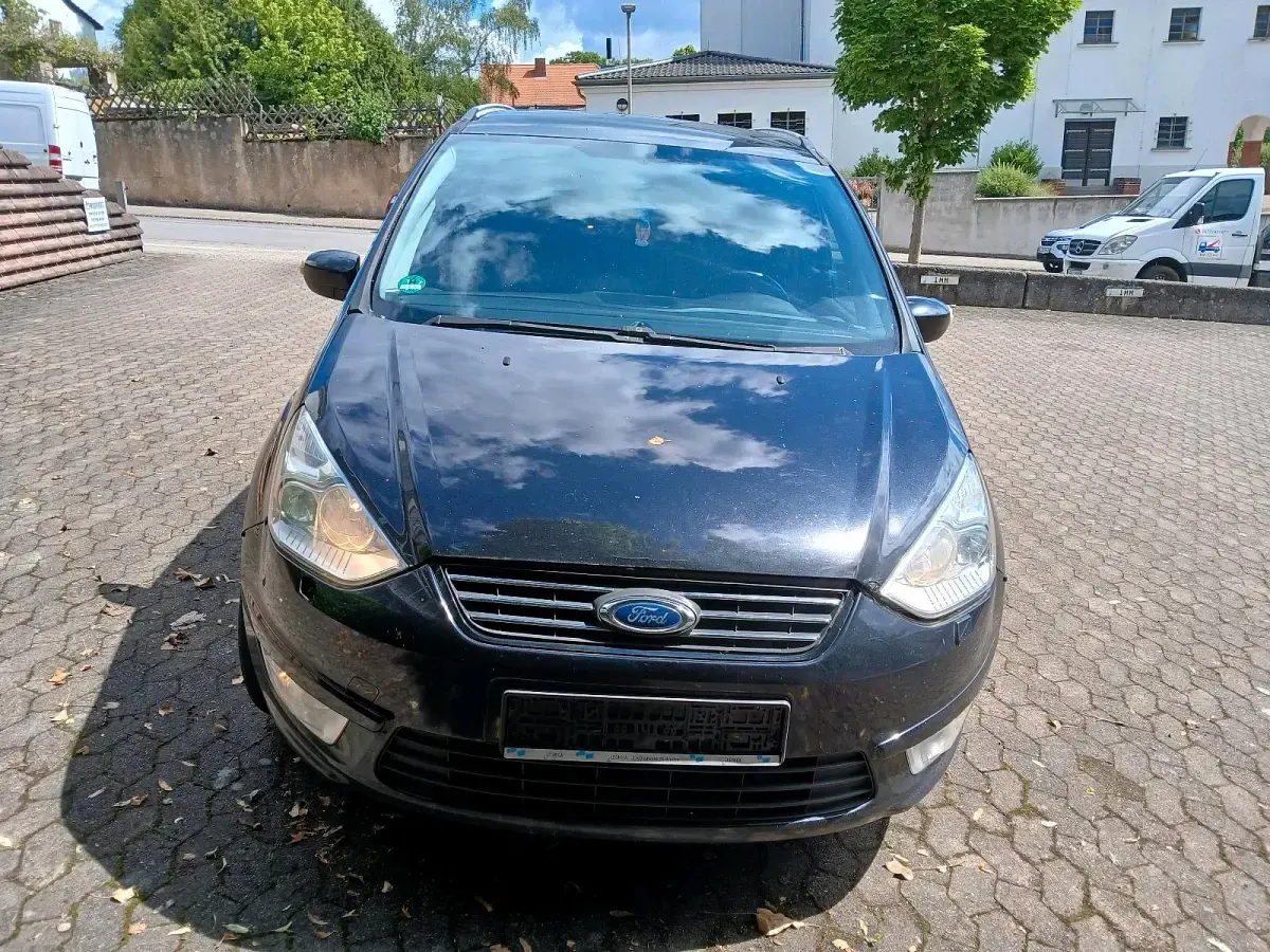 Gebraucht Ford Galaxy 160 PS (117 kW) 2010 Schwarz Van / Kleinbus