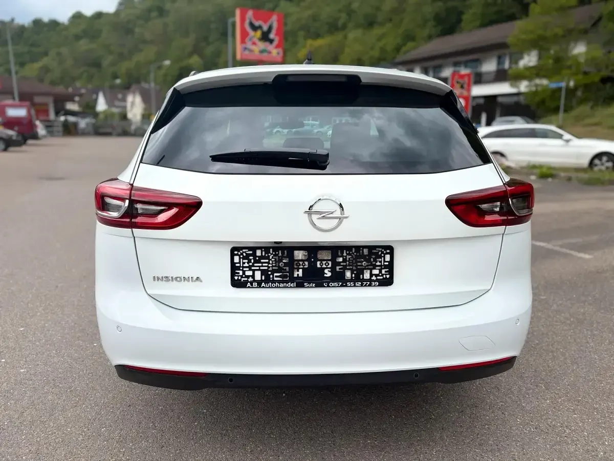 Gebraucht Opel Insignia 136 PS (100 kW) 2020 Weiß Kombi