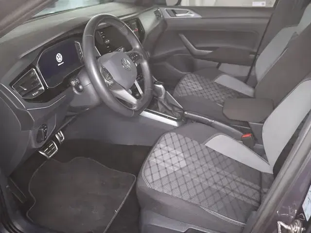Gebraucht VW Taigo R-line 150 PS (110 kW) 2025 Rauchgrau metallic (metallic) SUV
