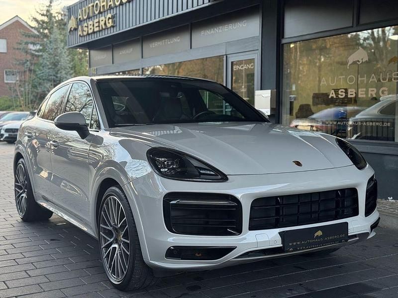 Grau Gebraucht 2022 Porsche Cayenne Platinum Edition SUV | 79.900 € (Fairer Preis) - Bild 1/4