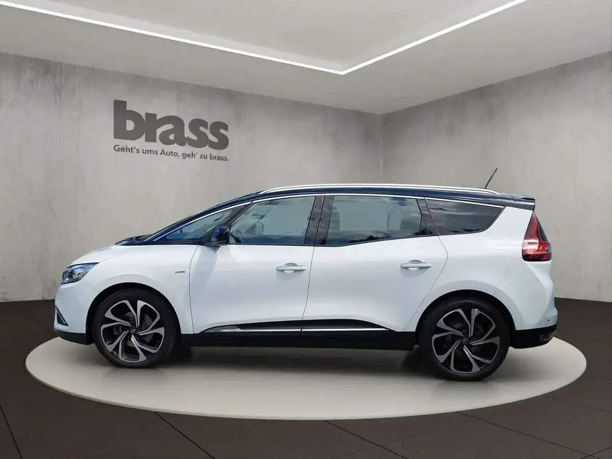 Gebraucht Renault Grand Scénic IV Bose Edition 140 PS (102 kW) 2019 Weiss + schwarz Van / Kleinbus