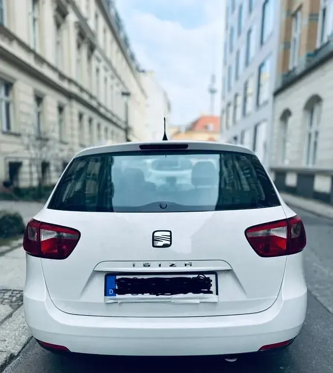 Gebraucht Seat Ibiza Reference 69 PS (50 kW) 2013 Weiß Limousine