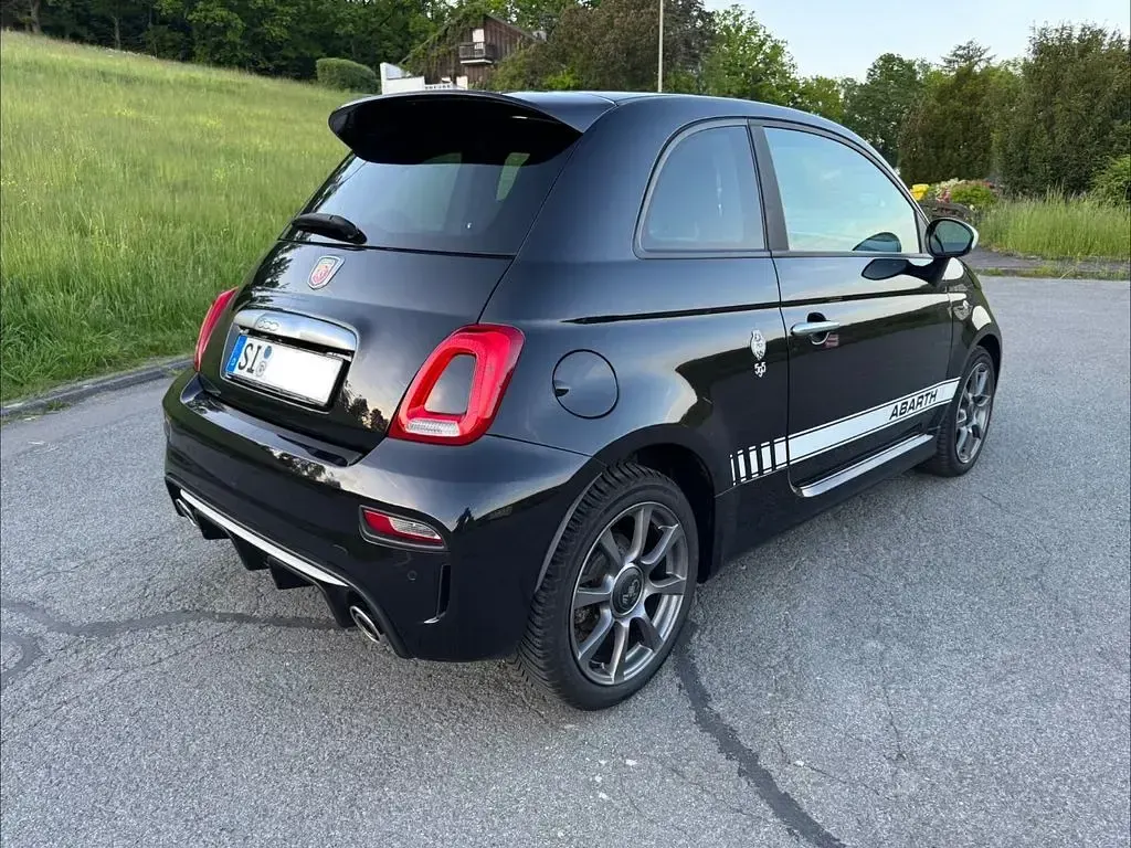 Gebraucht Abarth 595 145 PS (106 kW) 2019 Schwarz Kleinwagen