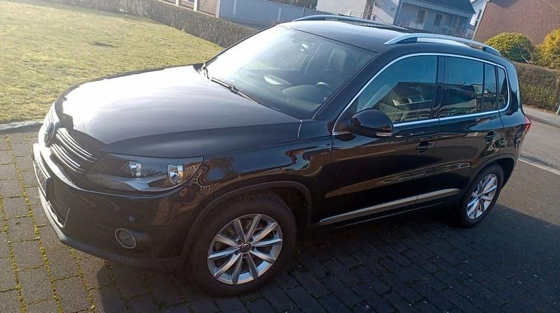 Schwarz Gebraucht 2015 VW Tiguan LOUNGE SUV | 11.400 € (Superpreis) - Bild 1/4