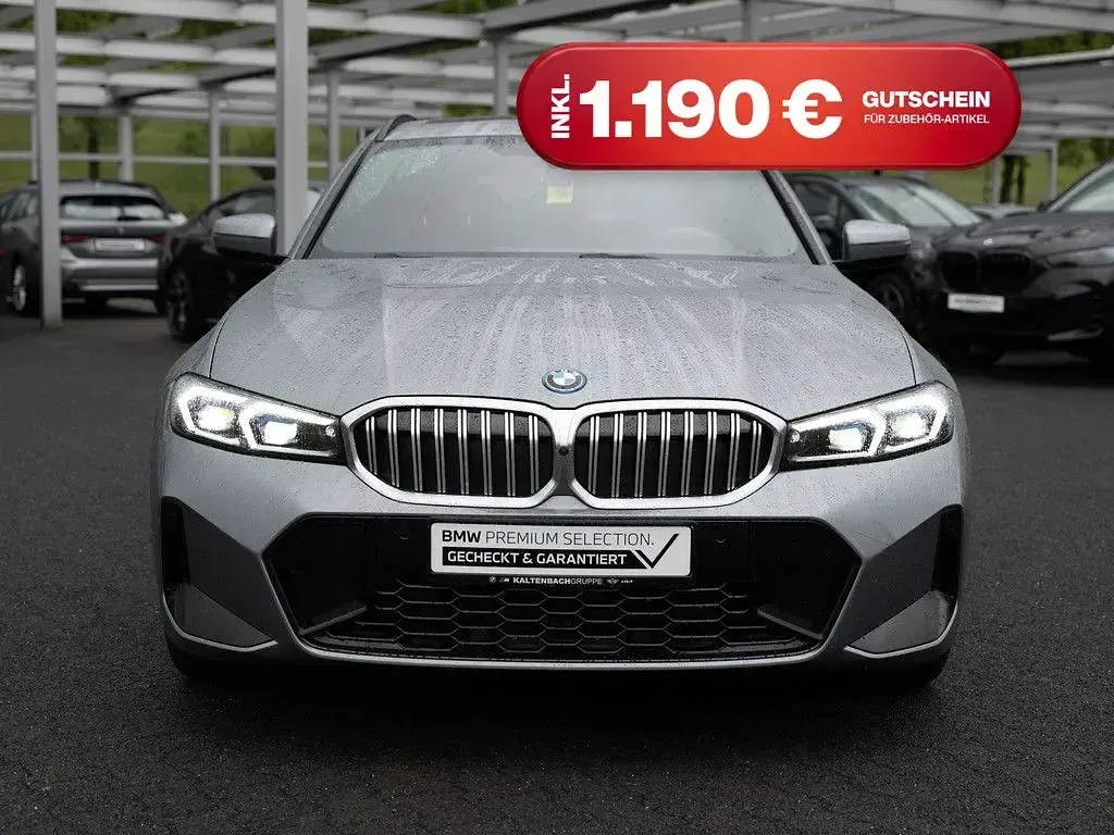Gebraucht BMW 330e M Sport 292 PS (214 kW) 2025 Grau Kombi