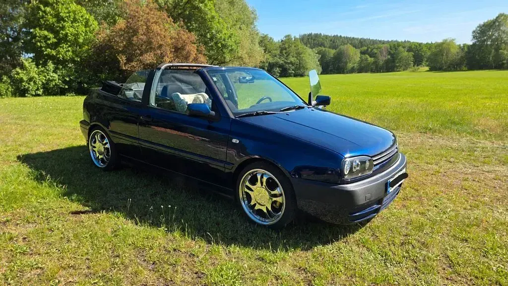 Gebraucht VW Golf Cabriolet Conceptline 90 PS (66 kW) 1998 Violett Cabrio