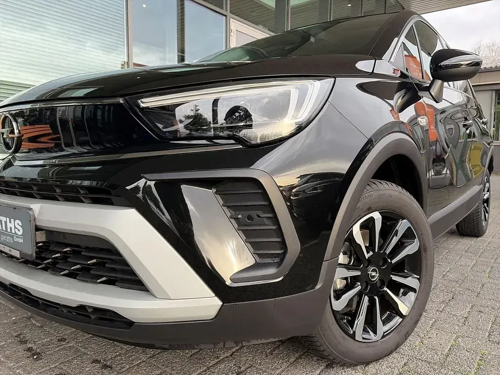 Gebraucht Opel Crossland Elegance 131 PS (96 kW) 2023 M2) (schwarz SUV