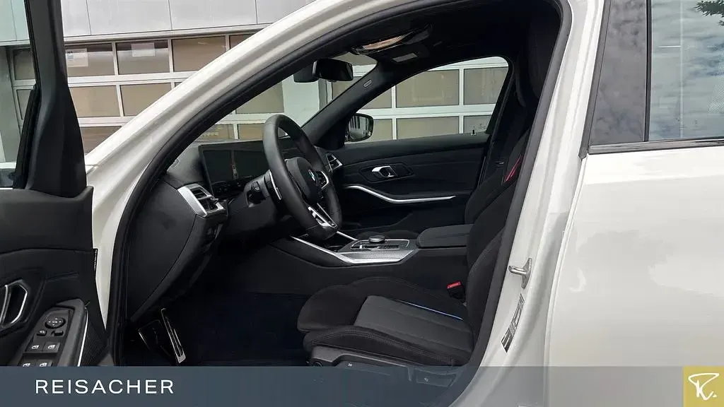 Gebraucht BMW 318 M Sport 150 PS (110 kW) 2025 Weiß Limousine