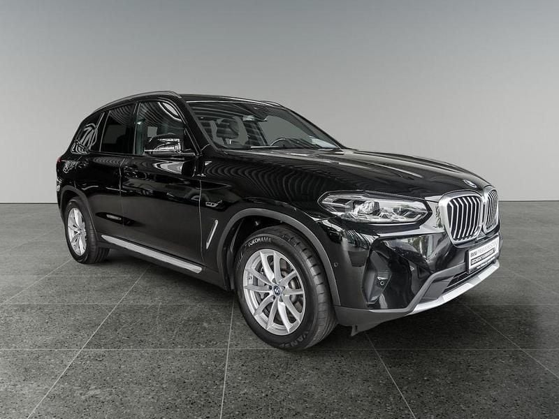 Schwarz Gebraucht 2022 BMW X3 Sport Line SUV | 32.885 € (Superpreis) - Bild 1/4