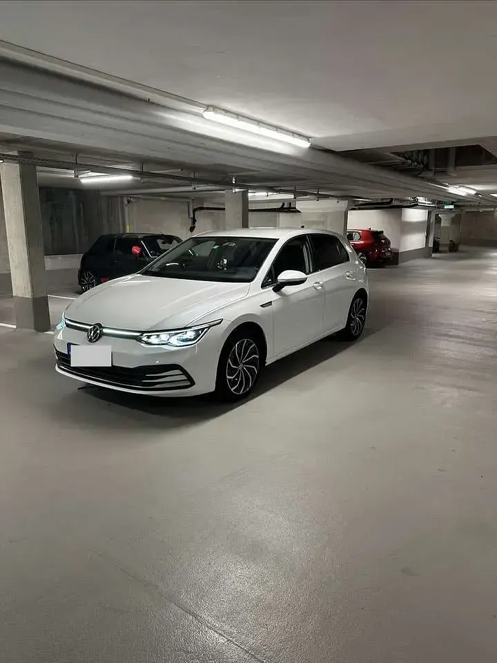 Gebraucht VW Golf VIII Style 190 PS (139 kW) 2021 Limousine