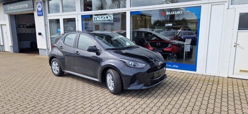 Schwarz Neu 2024 Mazda 2 Center-Line Limousine | 25.290 € (Fairer Preis) - Bild 1/4