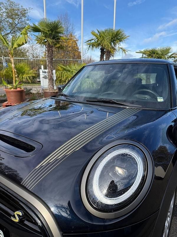 Gebraucht Mini Cooper SE Resolute Edition 135 kW (184 PS) 2023 Schwarz Kleinwagen