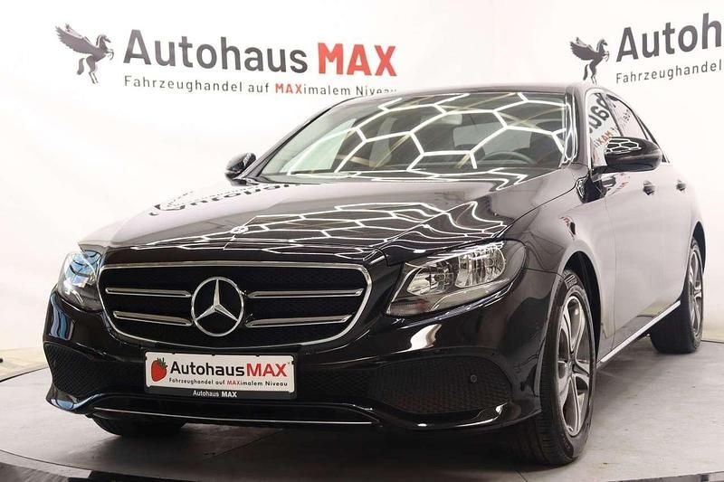 Gebraucht Mercedes E200 184 PS (135 kW) 2019 Obsidianschwarz Limousine
