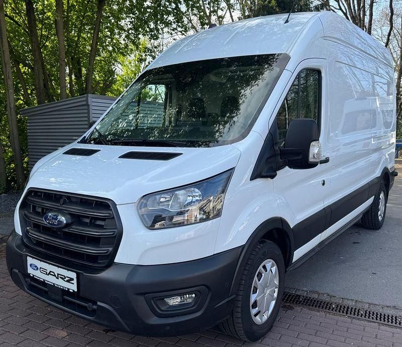 Gebraucht Ford Transit Trend 131 PS (96 kW) 2024 Weiß Van / Kleinbus