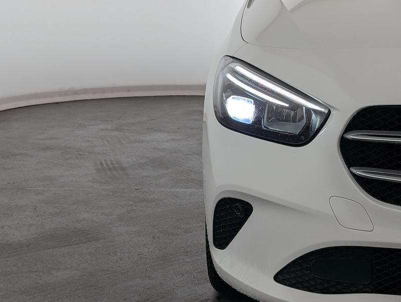 Gebraucht Mercedes B220 Progressive 190 PS (139 kW) 2019 Polarweiss Kleinwagen