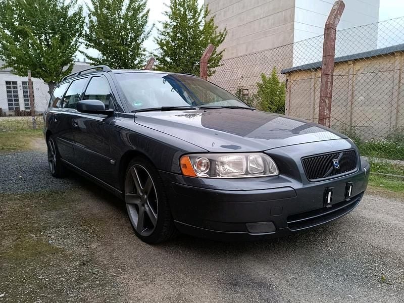 Gebraucht Volvo V70 300 PS (220 kW) 2005 Grau Kombi