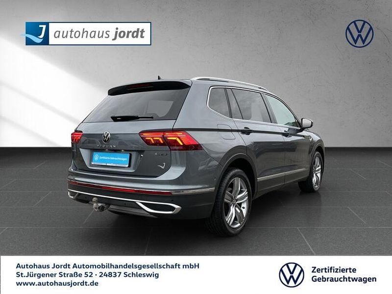 Gebraucht VW Tiguan Allspace Elegance 150 PS (110 kW) 2022 Grau SUV