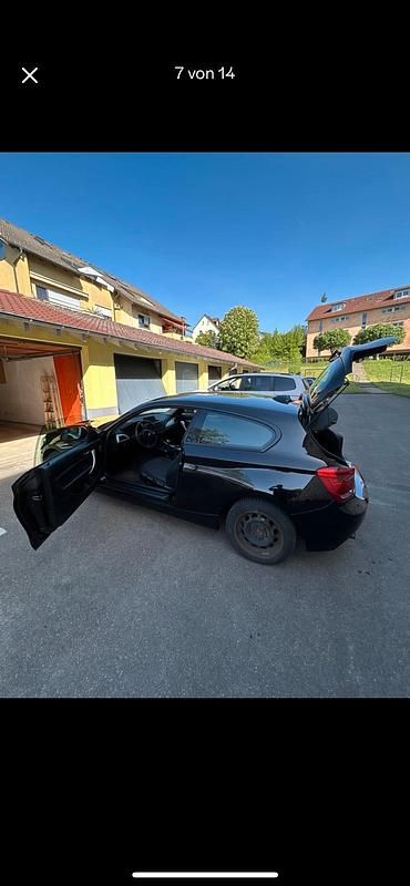 Gebraucht BMW 114 102 PS (75 kW) 2013 Schwarz Kleinwagen