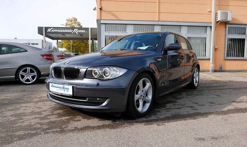 Grau Gebraucht 2007 BMW 120 Advantage Kleinwagen | 7.900 € (Teuer) - Bild 1/4