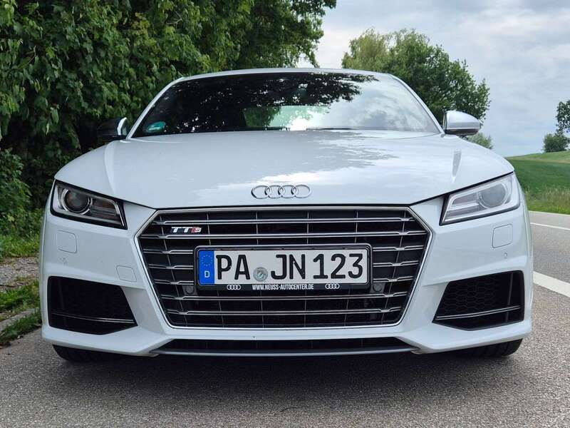 Weiß Gebraucht 2016 Audi TTS Coupé | 26.800 € - Bild 1/4