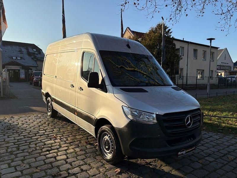 Silber Gebraucht 2021 Mercedes Sprinter Van | 25.950 € (Guter Preis) - Bild 1/4