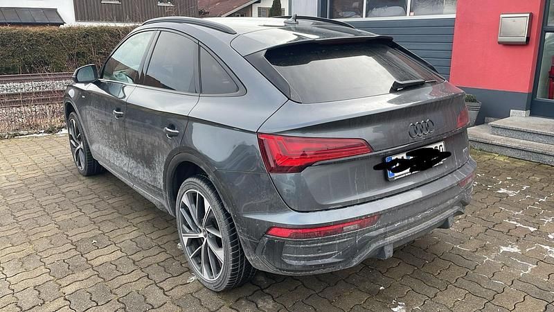 Gebraucht Audi Q5 S-Line 204 PS (150 kW) 2022 Grau SUV