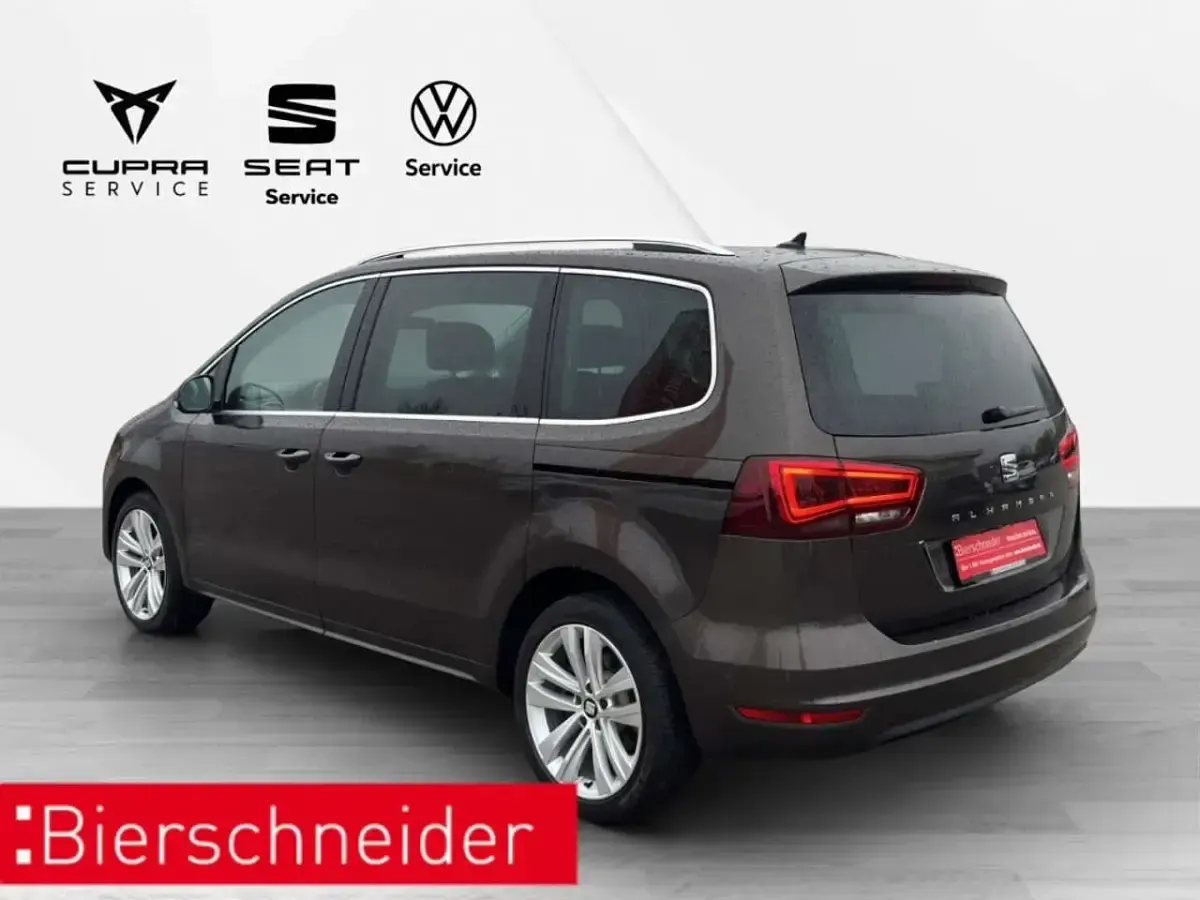 Gebraucht Seat Alhambra XCELLENCE 150 PS (110 kW) 2021 Braun Van / Kleinbus