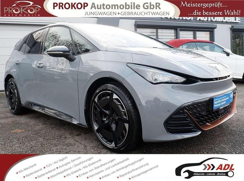 Grau Gebraucht 2025 Cupra Born Kleinwagen | 37.599 € (Teuer) - Bild 1/4